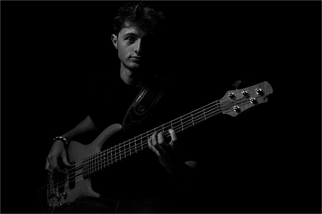 Bassist 5471