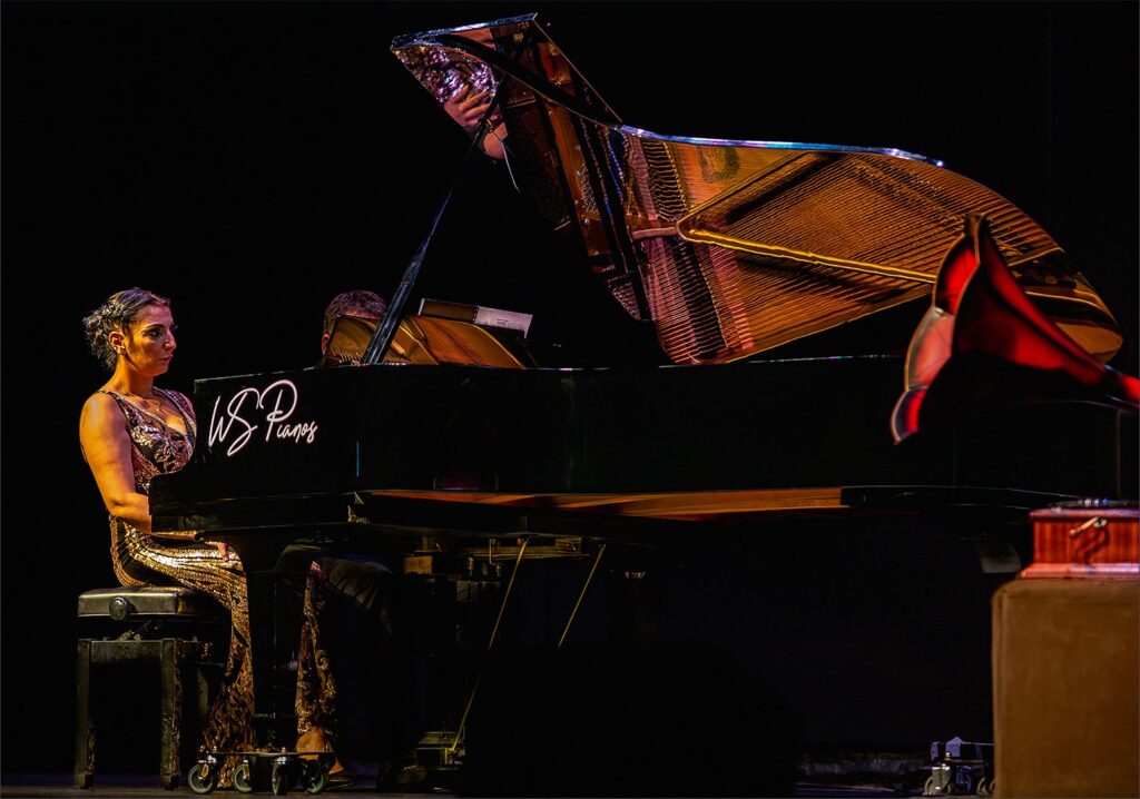 Piano in the Dark