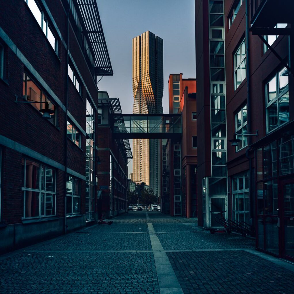 Zipper Building