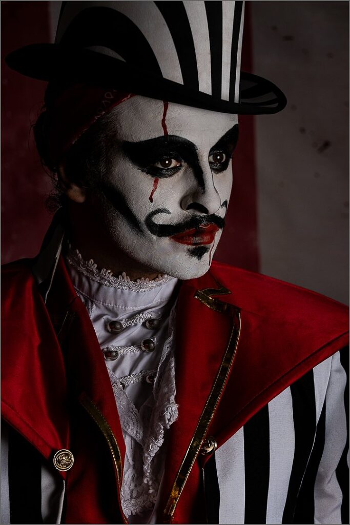 Portrait of the RingMaster